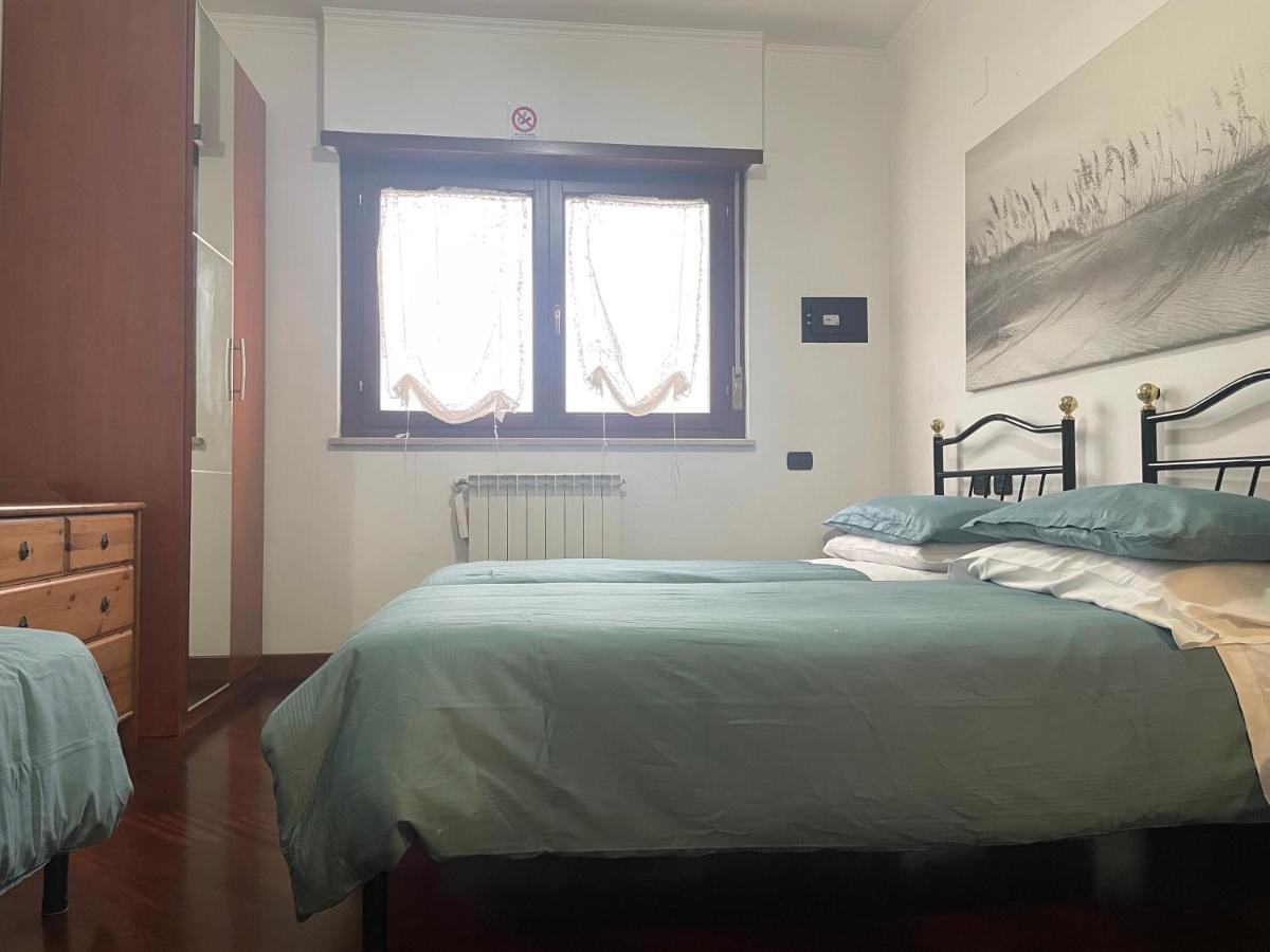Bb Nuova Fiera Di Roma Bed & Breakfast ฟิวมิชีโน ภายนอก รูปภาพ